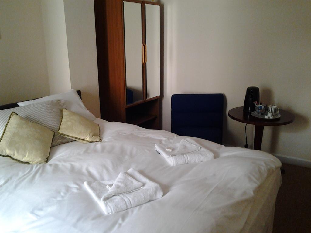 Sterling House Hotel AEGON International Camera foto