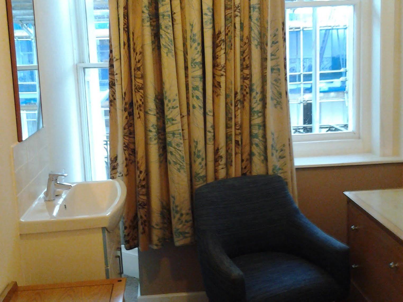 Sterling House Hotel AEGON International Esterno foto